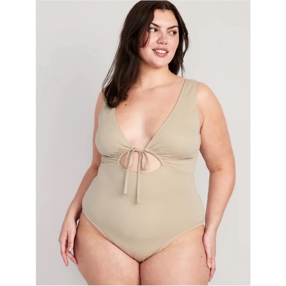 Old Navy Cutout-Front Metallic Shine One-Piece Swimsuit NWT XXL